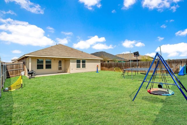 2004 Strongbark Drive, Royse City, TX 75189