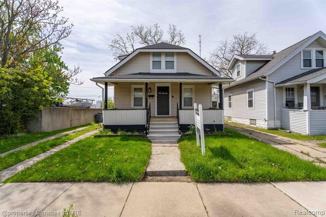 988 E Troy Street, Ferndale, MI 48220