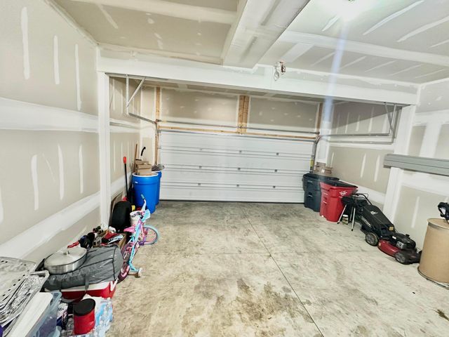 5605 Red Alder Street, Groveport, OH 43125