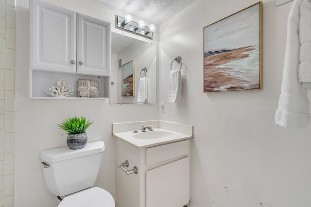 4525 Gilbert Avenue 104, Dallas, TX 75219