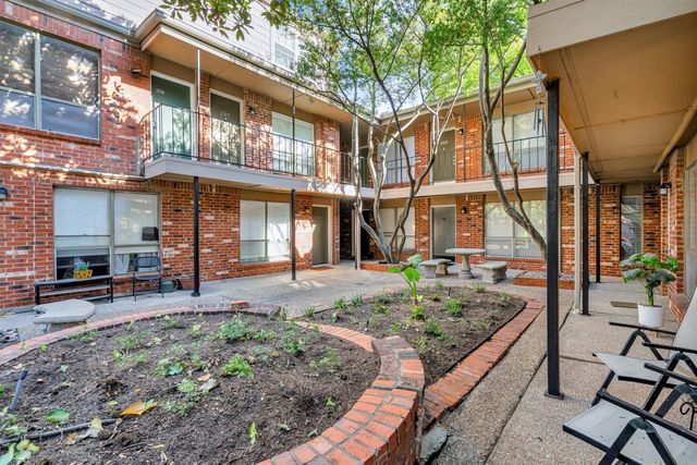 4525 Gilbert Avenue 104, Dallas, TX 75219