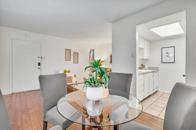 4525 Gilbert Avenue 104, Dallas, TX 75219