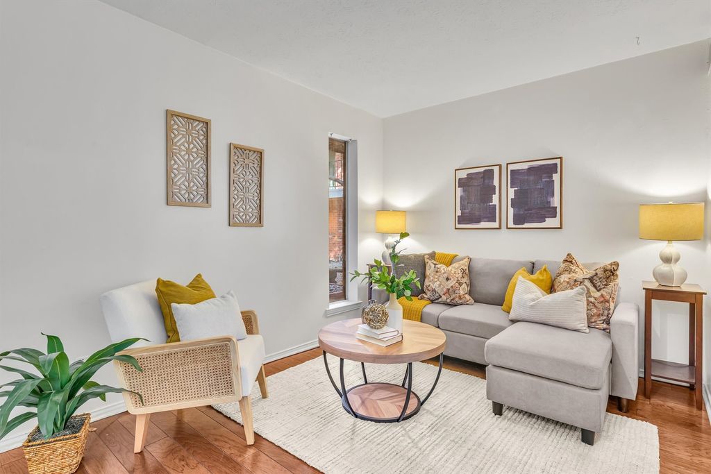 4525 Gilbert Avenue 104, Dallas, TX 75219