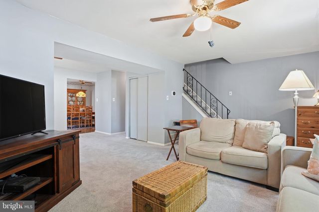 110 HORSESHOE LN, Horsham, PA 19044