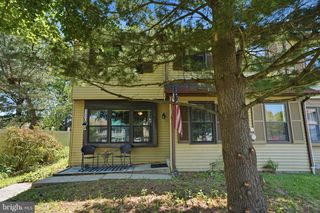110 HORSESHOE LN, Horsham, PA 19044