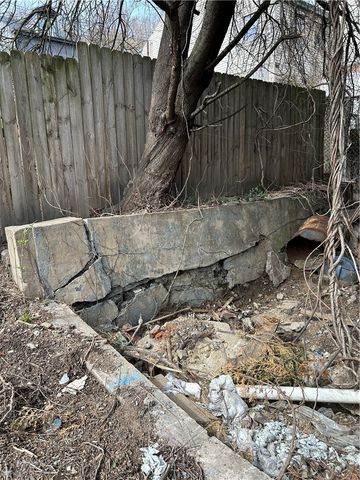 1000 Spring Garden Ave, Spring Garden, PA 15212