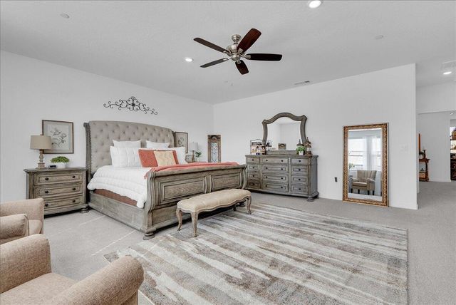 119 NE Riverway Drive, Visalia, CA 93291