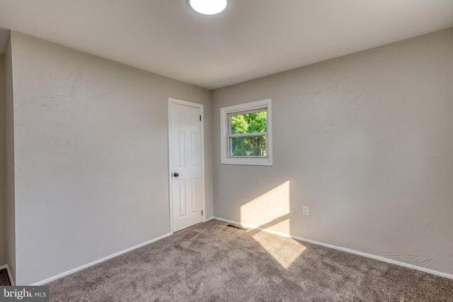 3807 N SYLVAN DR, York, PA 17402