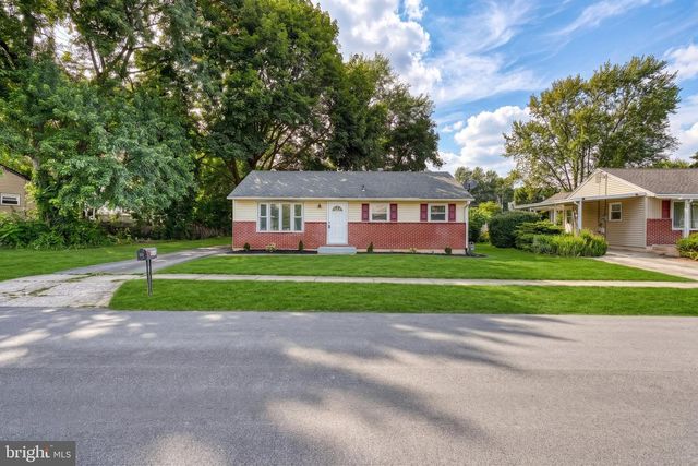 3807 N SYLVAN DR, York, PA 17402