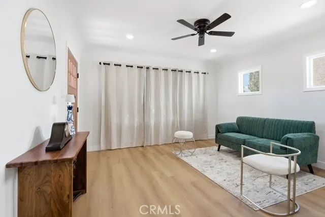 956 S Reservoir, Pomona, CA 91766