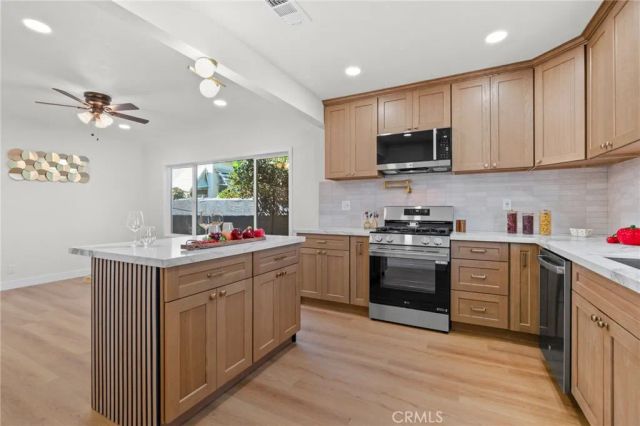 956 S Reservoir, Pomona, CA 91766