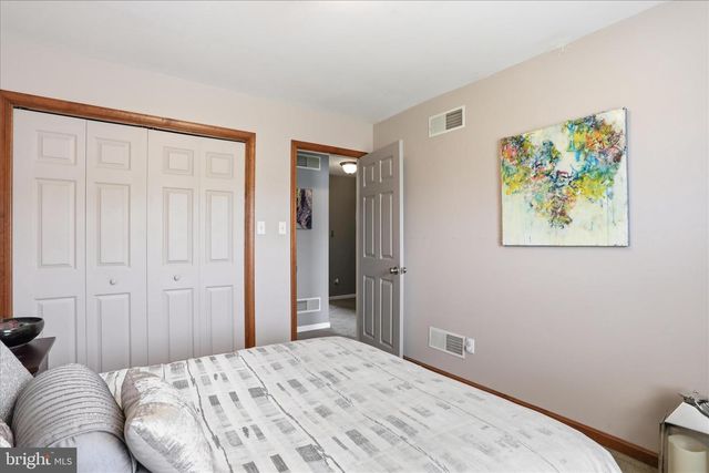 479 LEA DR, Chambersburg, PA 17202