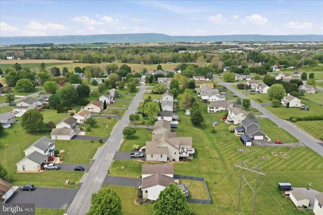 479 LEA DR, Chambersburg, PA 17202