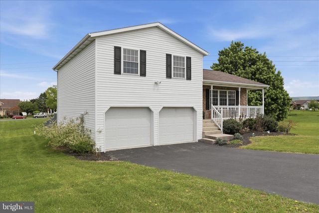 479 LEA DR, Chambersburg, PA 17202