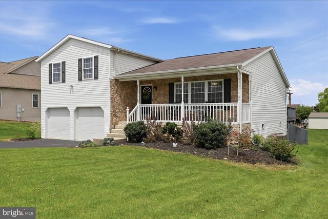 479 LEA DR, Chambersburg, PA 17202