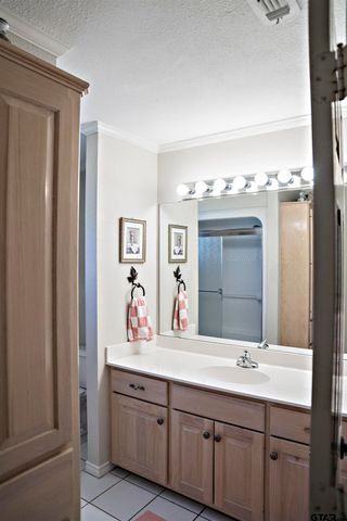 111 LONNIE DR., Athens, TX 75751