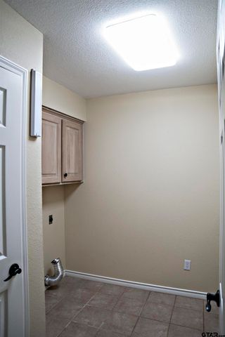 111 LONNIE DR., Athens, TX 75751