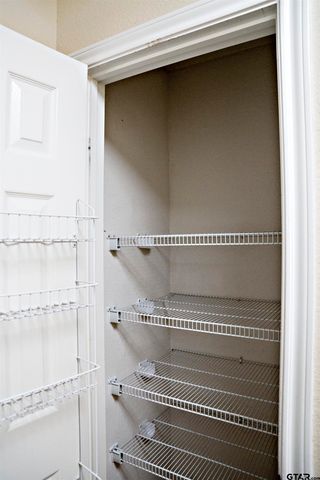 111 LONNIE DR., Athens, TX 75751