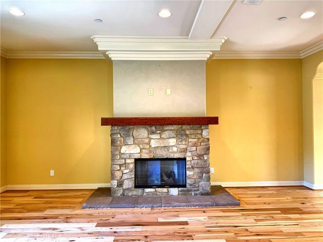 706 S Pacific Coast, Redondo Beach, CA 90277