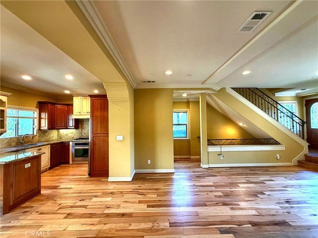 706 S Pacific Coast, Redondo Beach, CA 90277
