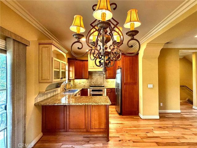706 S Pacific Coast, Redondo Beach, CA 90277