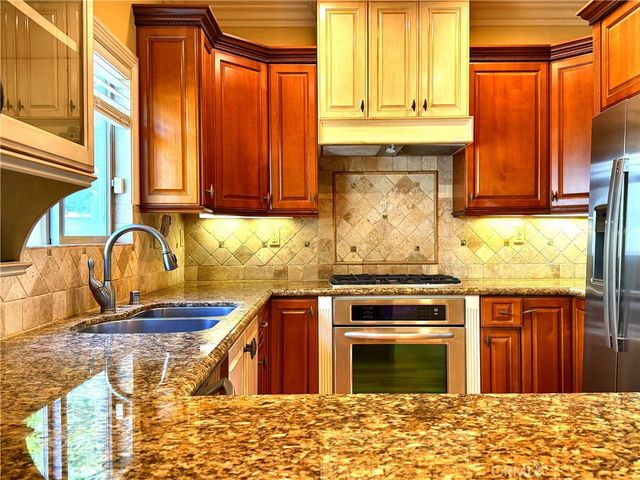 706 S Pacific Coast, Redondo Beach, CA 90277
