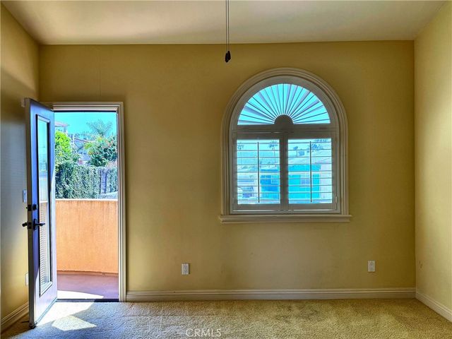 706 S Pacific Coast, Redondo Beach, CA 90277
