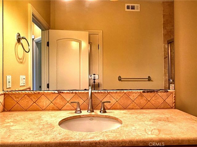 706 S Pacific Coast, Redondo Beach, CA 90277