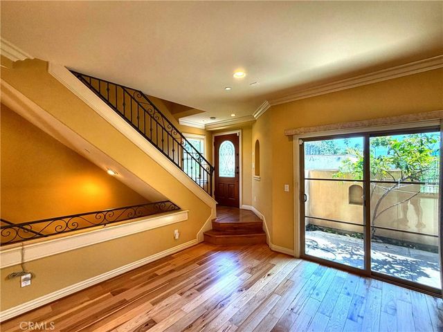 706 S Pacific Coast, Redondo Beach, CA 90277