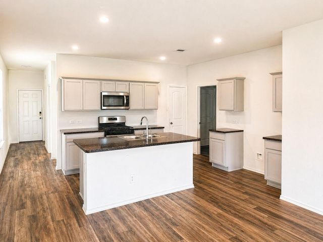 5218 Mossdale Bluff Lane, Spring, TX 77373