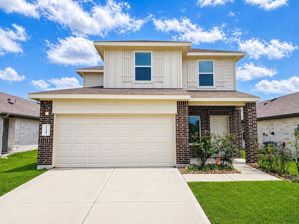 5218 Mossdale Bluff Lane, Spring, TX 77373