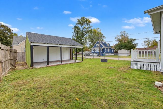 51 Graham Avenue, Warwick, RI 02889