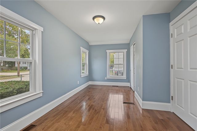 51 Graham Avenue, Warwick, RI 02889