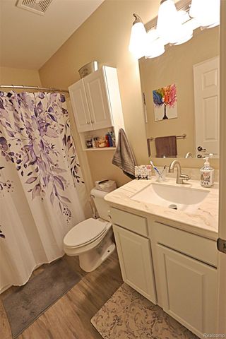 10139 Ridge Run Street 9, Hartland Township, MI 48855