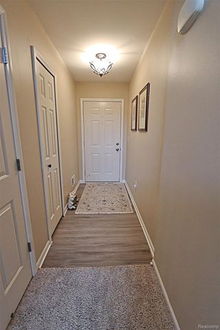 10139 Ridge Run Street 9, Hartland Township, MI 48855