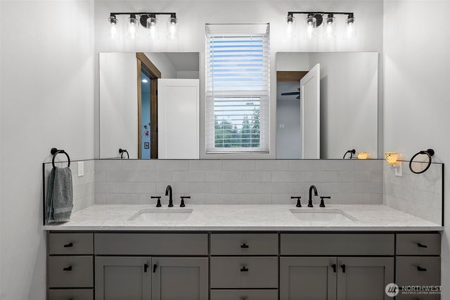 15701 264th Street E, Graham, WA 98338