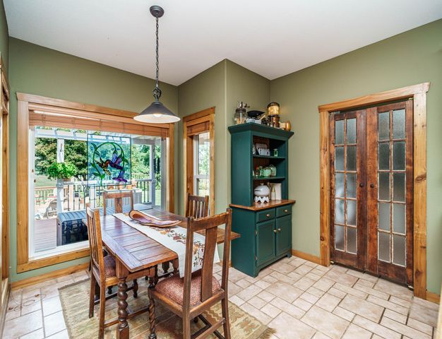 520 County Road 1144, Eureka Springs, AR 72632