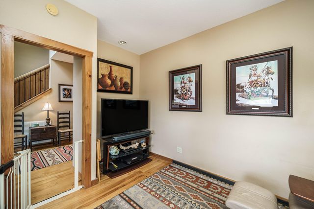 520 County Road 1144, Eureka Springs, AR 72632