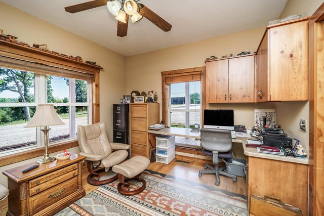 520 County Road 1144, Eureka Springs, AR 72632