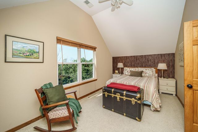 520 County Road 1144, Eureka Springs, AR 72632