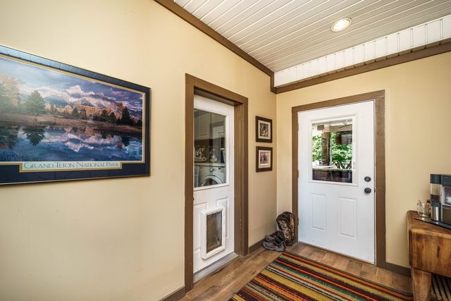 520 County Road 1144, Eureka Springs, AR 72632