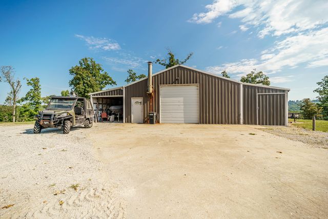 520 County Road 1144, Eureka Springs, AR 72632