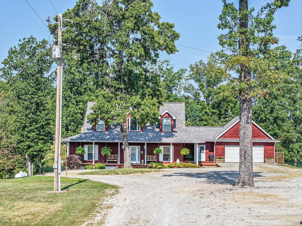 520 County Road 1144, Eureka Springs, AR 72632