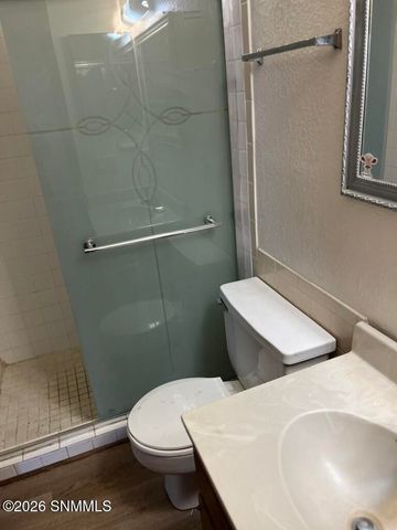 1820 Camelot Drive, Las Cruces, NM 88005