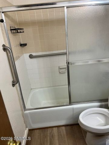 1820 Camelot Drive, Las Cruces, NM 88005