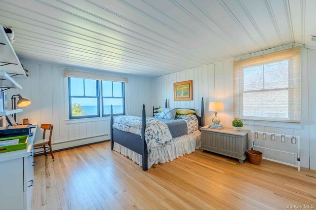 99 Harbor Beach Road, Miller Place, NY 11764