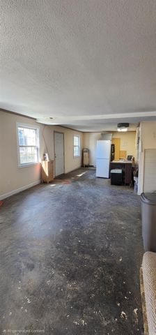 1420 Hamilton Ave, Wynne, AR 72396