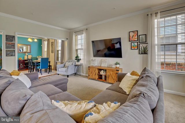 4515 MAPLE WOOD DR, Baltimore, MD 21229