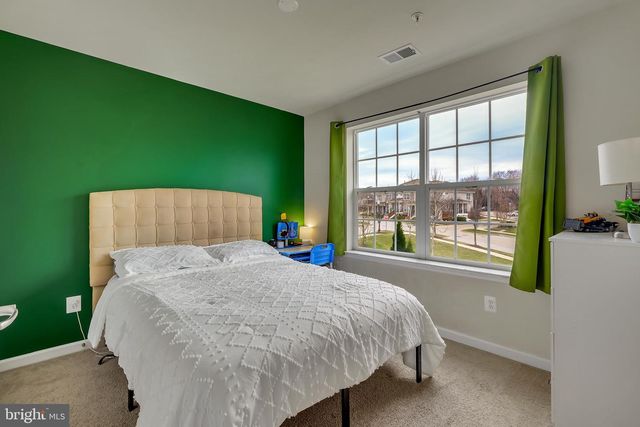 4515 MAPLE WOOD DR, Baltimore, MD 21229