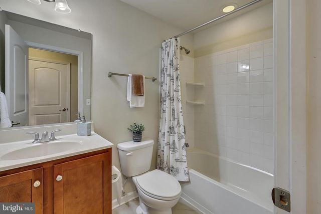 4515 MAPLE WOOD DR, Baltimore, MD 21229